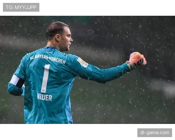 诺伊尔状态回暖，德甲赛场高光表现引发广泛关注