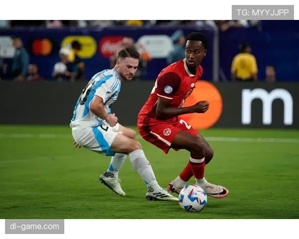 斯卡洛尼战术革新引领阿根廷国家队迈向新时代：未来表现可期