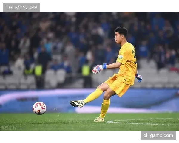 申花边路打不开，进攻宽度不足是战术问题还是球员能力撑不住？