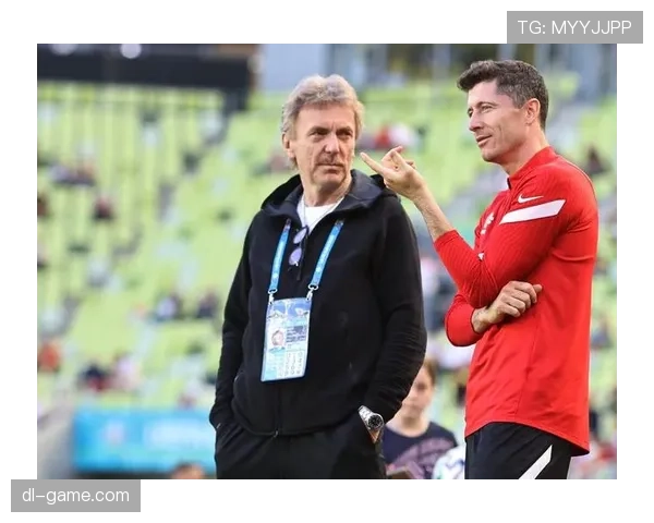 莱万国家队生涯为何表现平平？数据与关键战深度解析