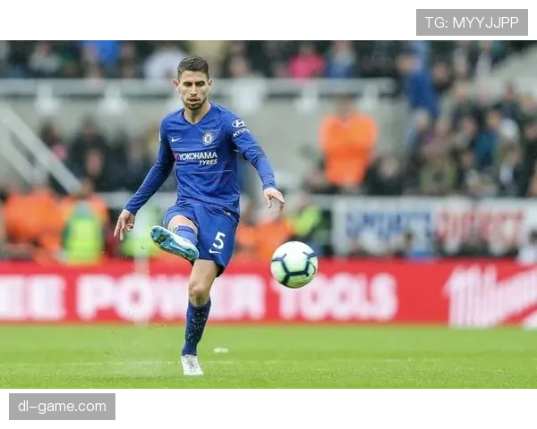 若日尼奥中场战术价值解析 若日尼奥中场战术价值解析