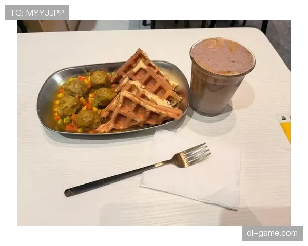 约书亚赛前喝的不是蛋白粉，是金箔拿铁？